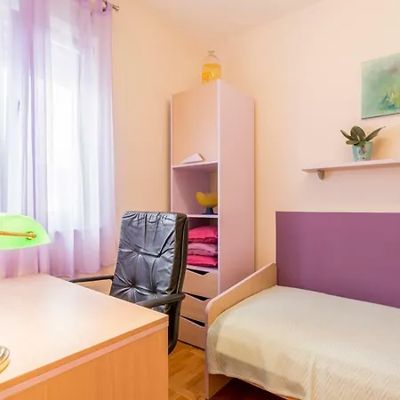 Apartment Hola *