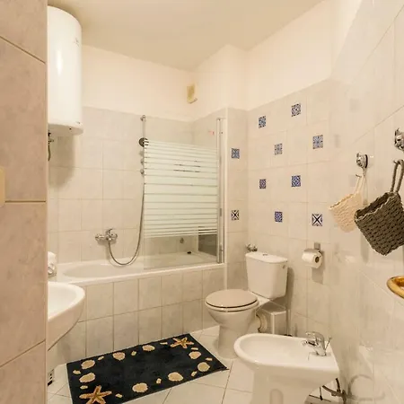 Apartment Hola *